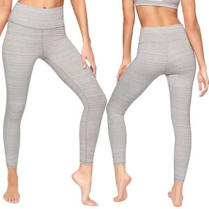 Athleta High Rise Jacquard Chaturanga 7/8 Tight Women's Medium Gray Activewear